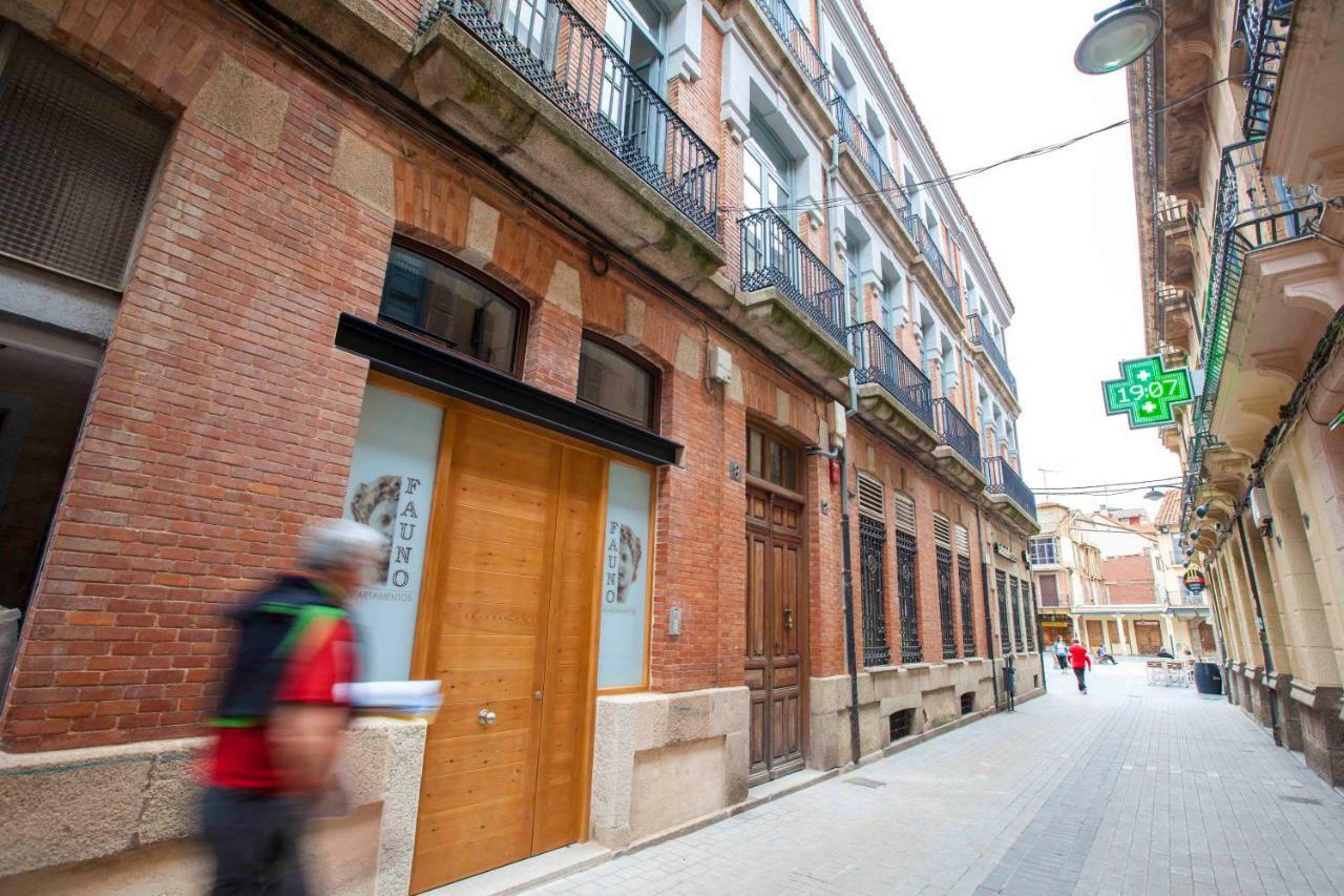 Housingleon - Apartamentos Fauno Astorga Eksteriør billede